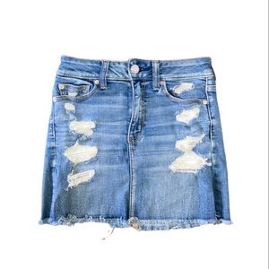 American Eagle Mini skirt!
